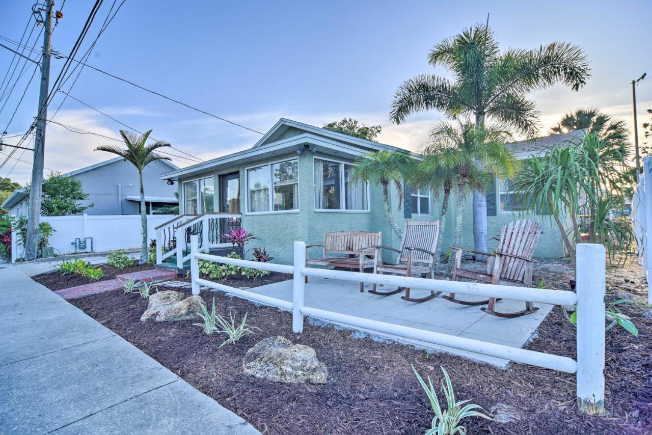 VIBRANT DUNEDIN GETAWAY WITH FURNISHED PATIO! DUNEDIN, FL (United